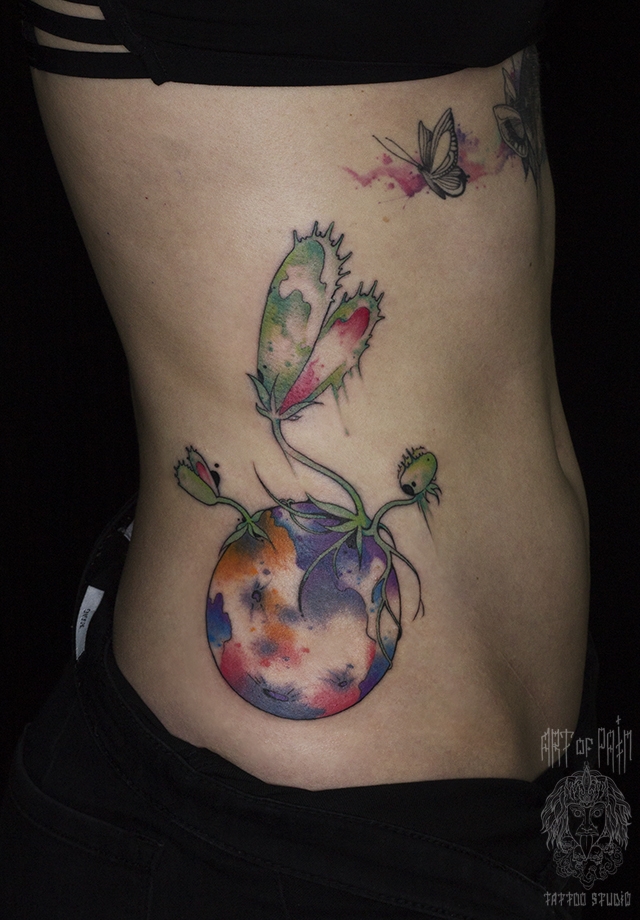 Татуировка женская акварель на боку мухоловка – Мастер тату: 
