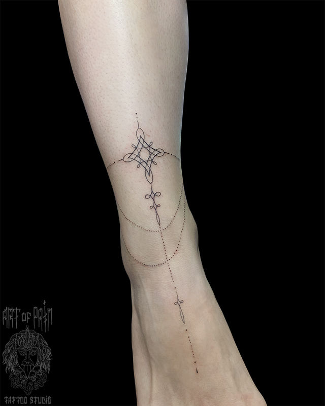 Татуировка женская графика на щиколотке узор – Мастер тату: Мария Бородина (Челнокова)