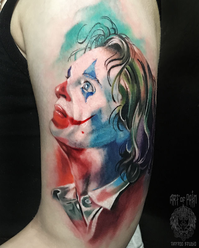 Татуировка женская акварель на плече Джокер – Мастер тату: 