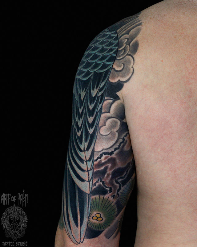 Татуировка мужская япония на плече орел, вид сзади – Мастер тату: Марк Акулов