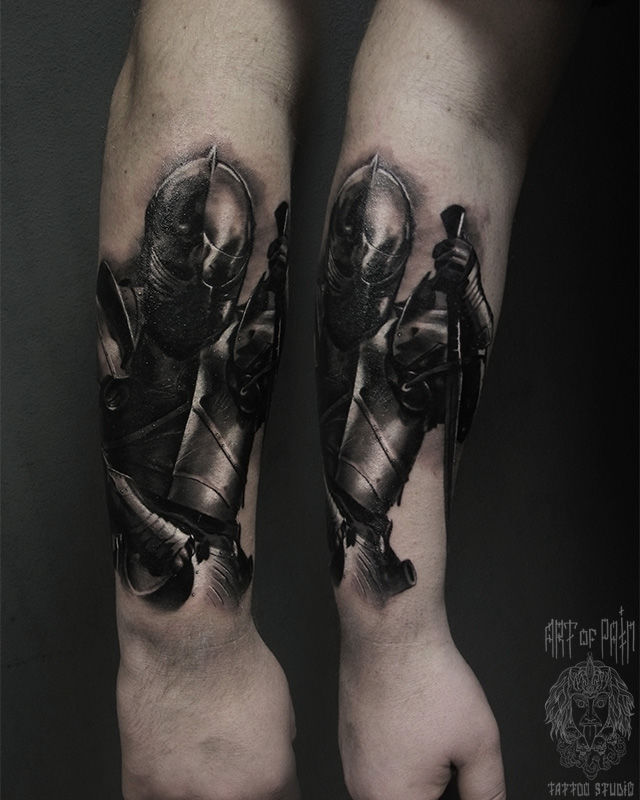 Татуировка мужская реализм на предплечье рыцарь – Мастер тату: Александр Pusstattoo
