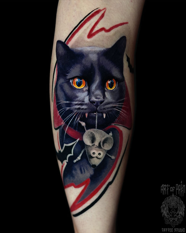 Татуировка женская реализм на голени котик с мышкой – Мастер тату: Анастасия Юсупова