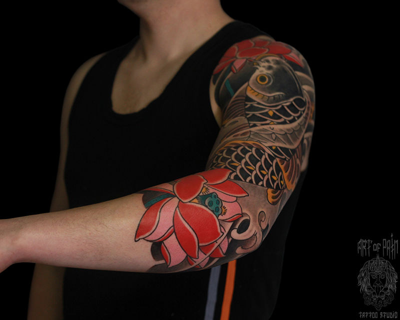 Татуировка мужская япония тату-рукав карп и алый лотос – Мастер тату: Марк Акулов
