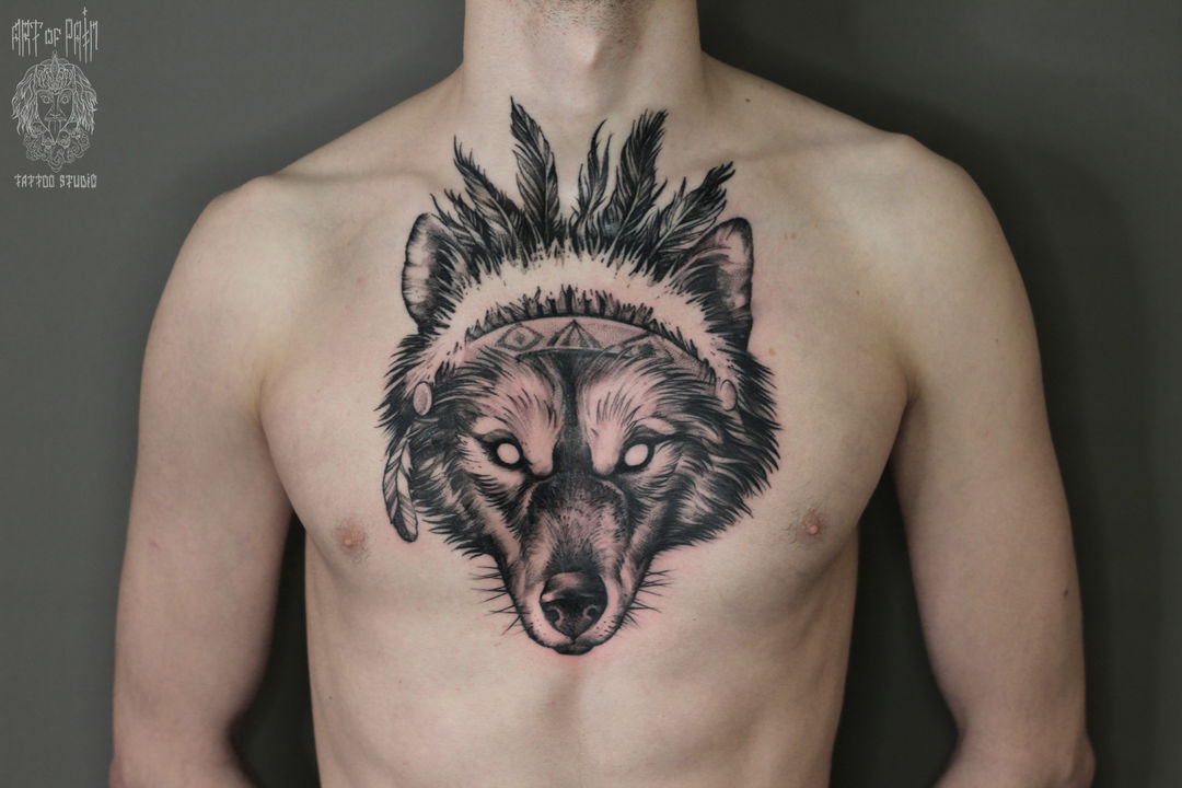 Татуировка мужская графика на груди волк – Мастер тату: 