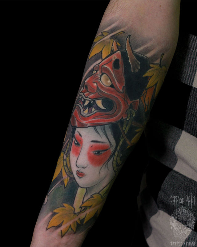 Татуировка мужская япония на предплечье гейша – Мастер тату: Марк Акулов