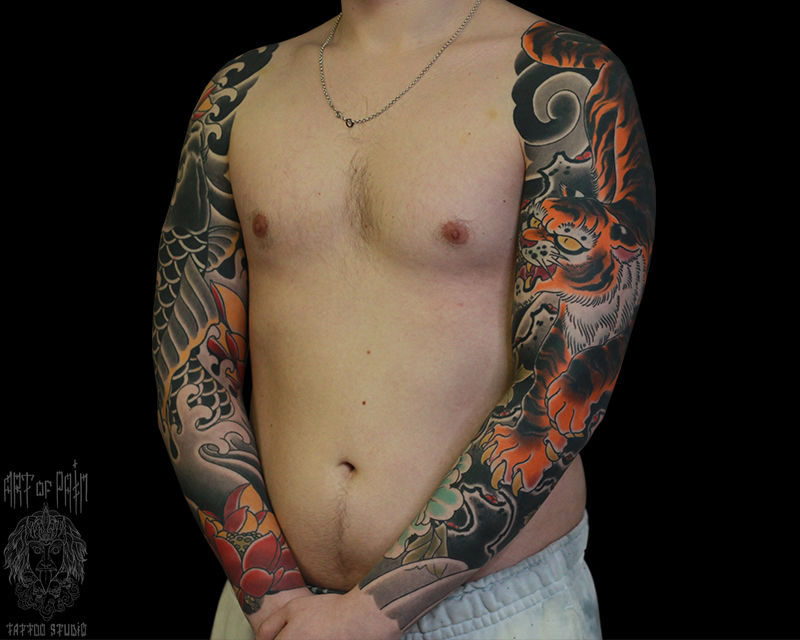 Татуировка мужская япония тату-рукав карп и тигр – Мастер тату: Марк Акулов