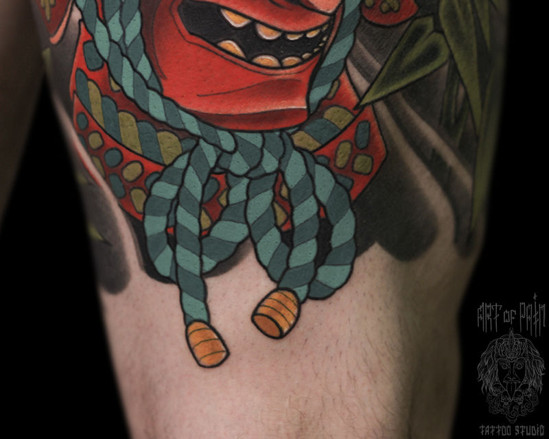 Татуировка мужская япония на бедре веревка – Мастер тату: Марк Акулов
