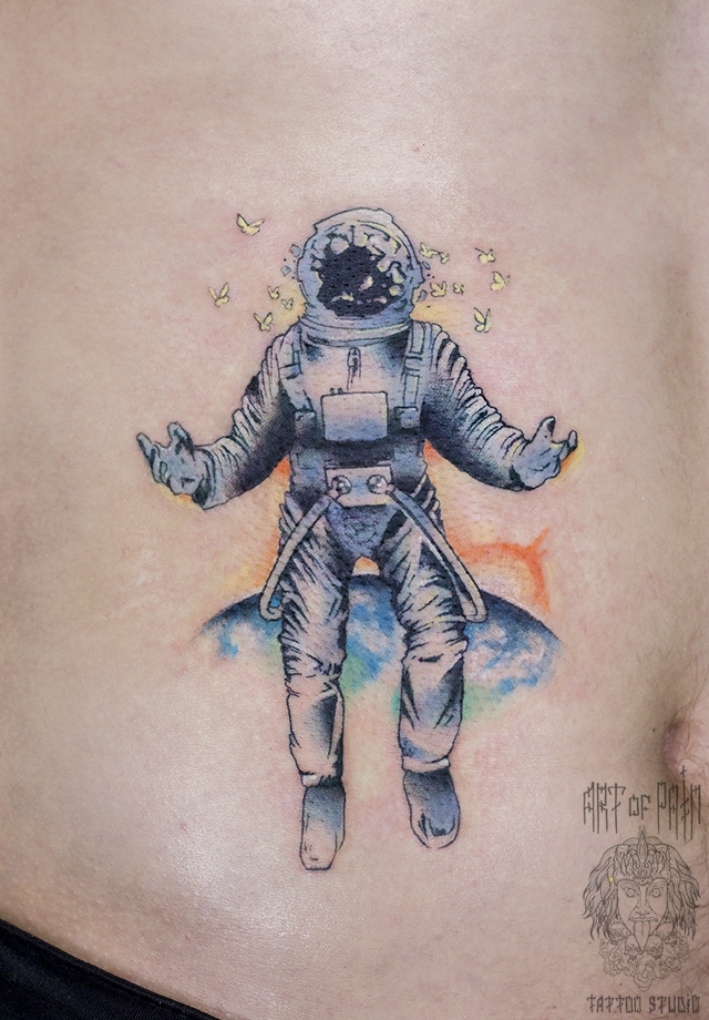 Татуировка мужская акварель на животе космонавт – Мастер тату: 