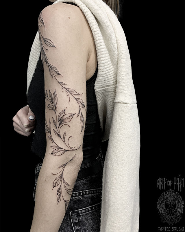 Татуировка женская графика на руке растение – Мастер тату: Мария Челнокова