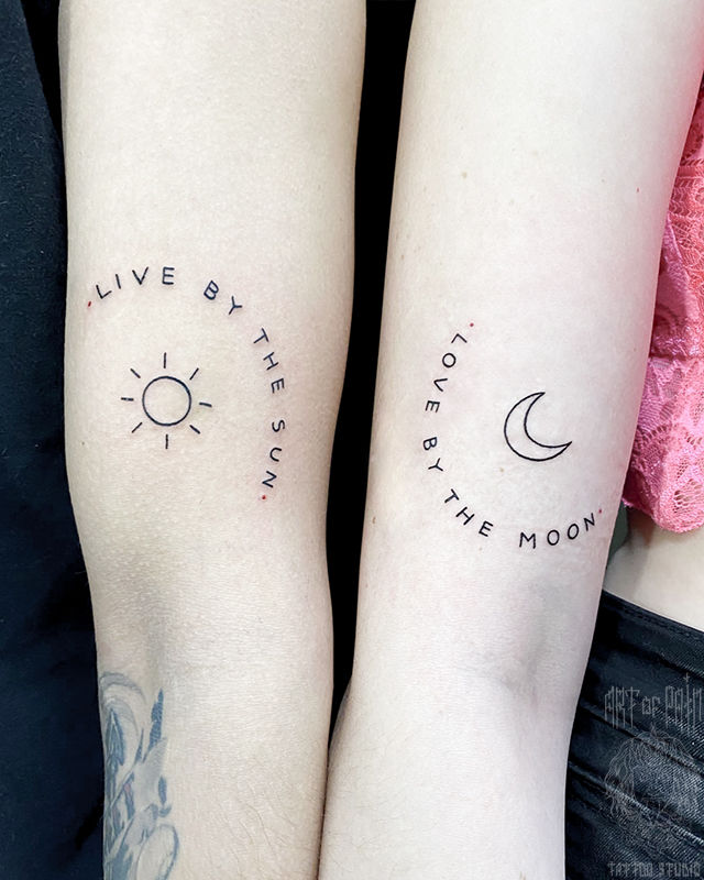 Татуировка парная графика на руке надпись, Луна, Солнце – Мастер тату: Евгения Шмидт