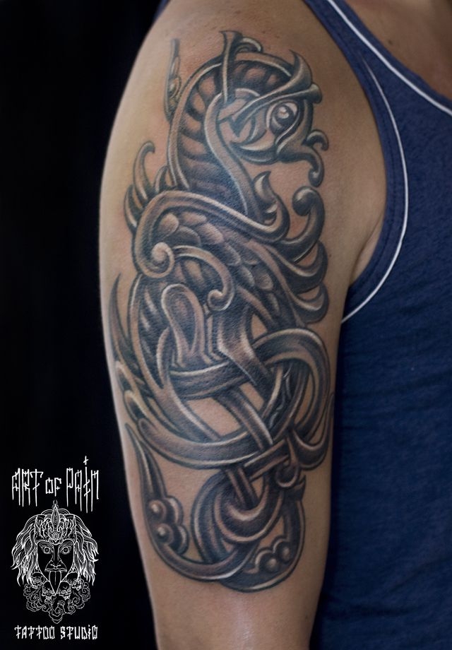 Татуировка мужская кельтика на плече дракон – Мастер тату: 