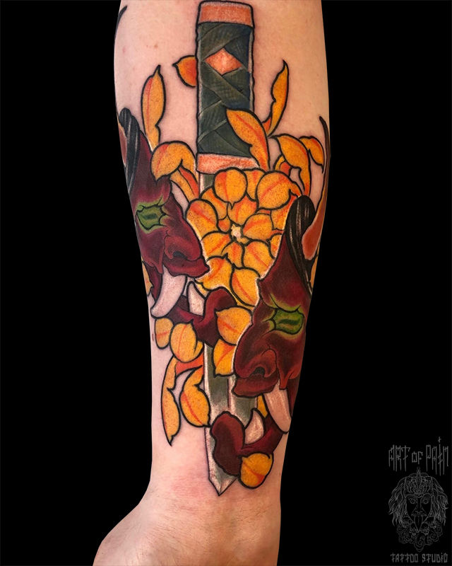 Татуировка мужская япония на предплечье хризантема – Мастер тату: 