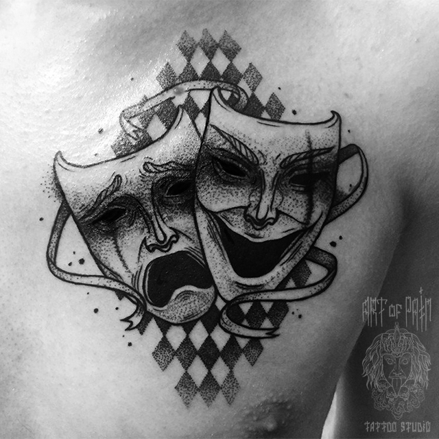 Татуировка мужская графика на груди маски – Мастер тату: 