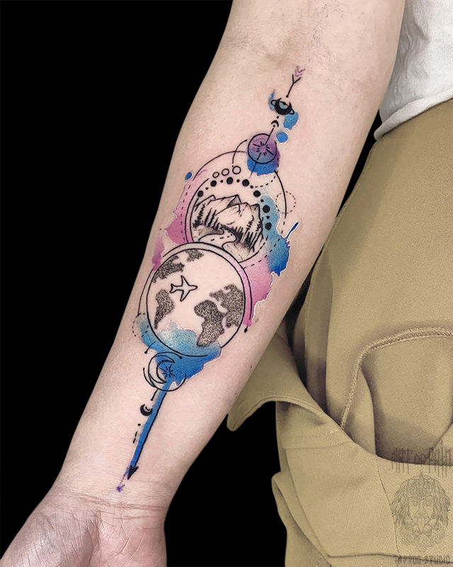 Татуировка женская акварель и графика на предплечье земля, пейзаж – Мастер тату: 