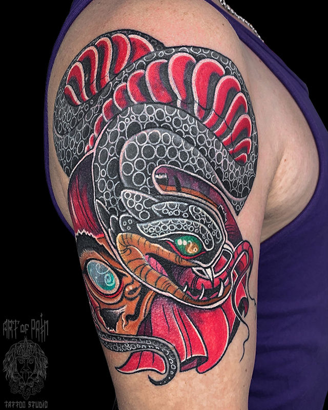 Татуировка мужская япония на плече дарума и змея – Мастер тату: 