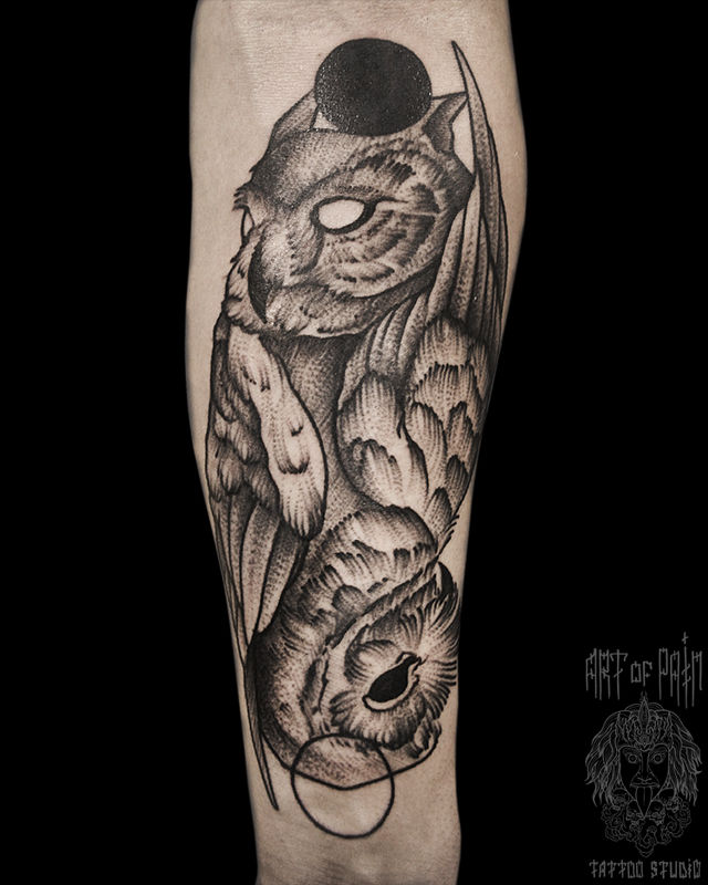 Татуировка мужская графика на предплечье совы – Мастер тату: 