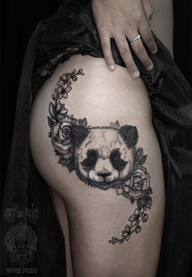 Татуировка женская графика на бедре панда – Мастер тату: 