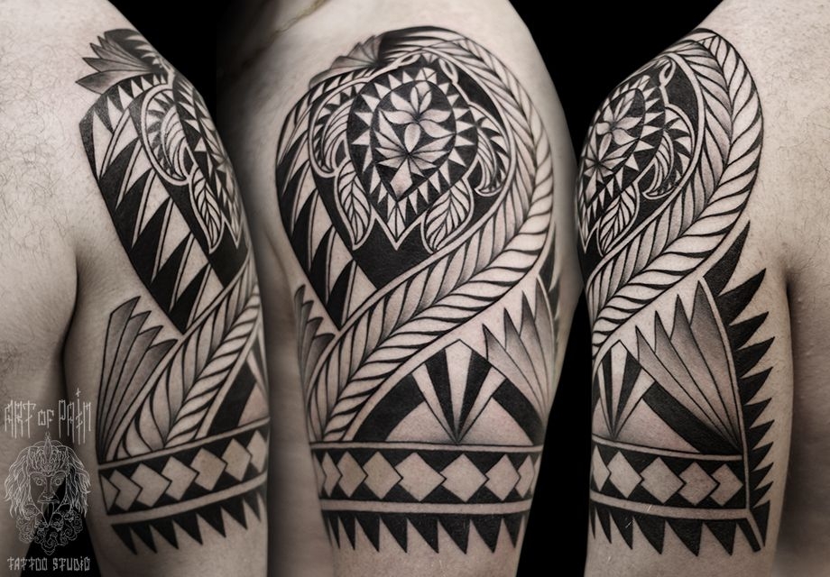 Татуировка мужская Полинезия на плече геометрический узор – Мастер тату: 