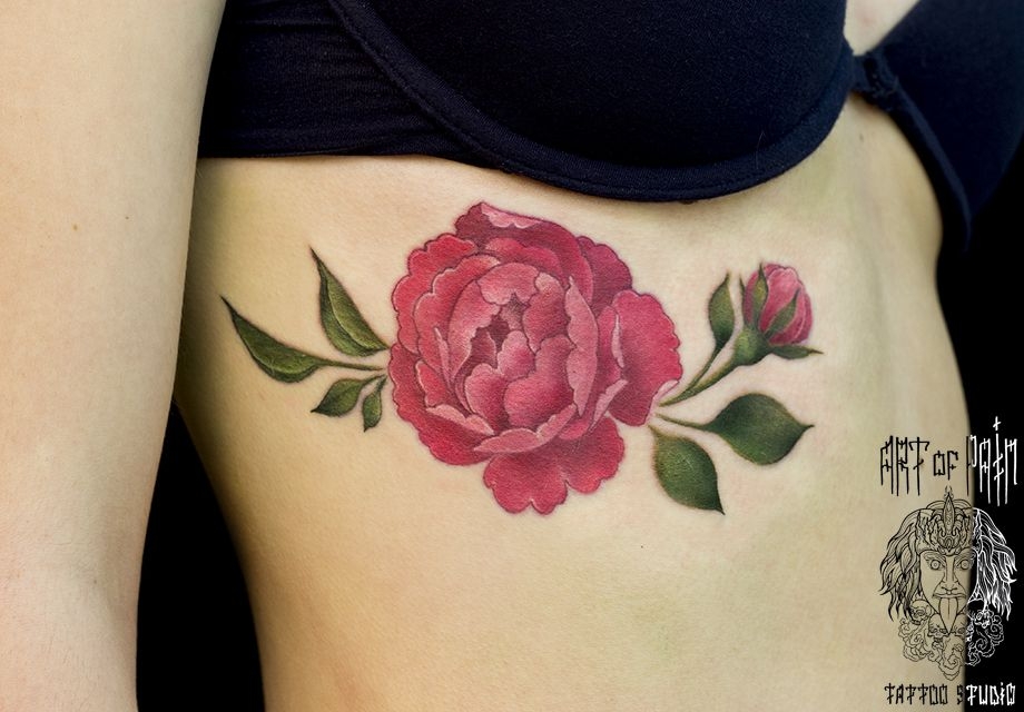 Татуировка женская реализм на ребрах цветок пиона – Мастер тату: 