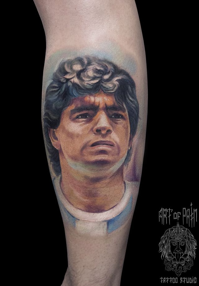 Татуировка мужская реализм на предплечье футболист Диего Армандо Марадона – Мастер тату: 
