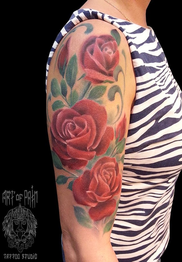 Татуировка женская реализм на плече розы – Мастер тату: 