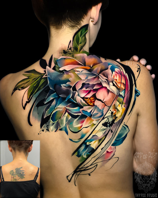 Татуировка женская реализм на спине лотос кавер – Мастер тату: Дмитрий Шейб