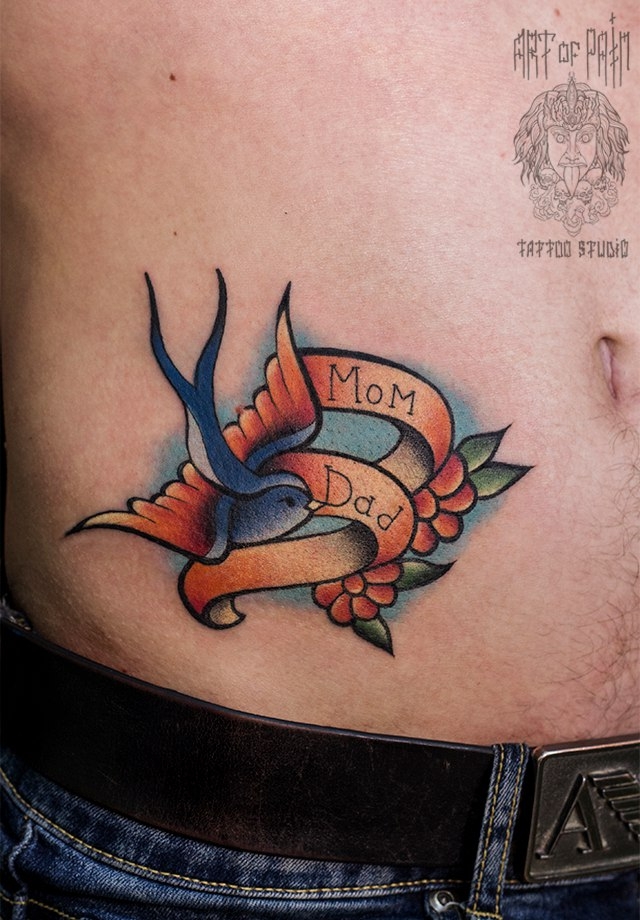  Татуировка мужская традиция на боку ласточка – Мастер тату: 