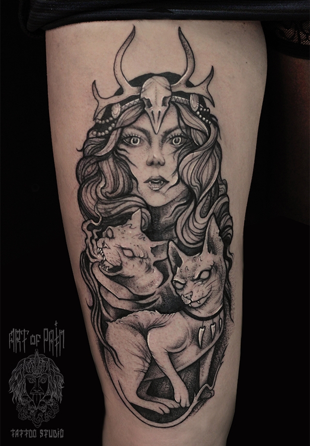 Татуировка женская графика на бедре дева с кошками – Мастер тату: 