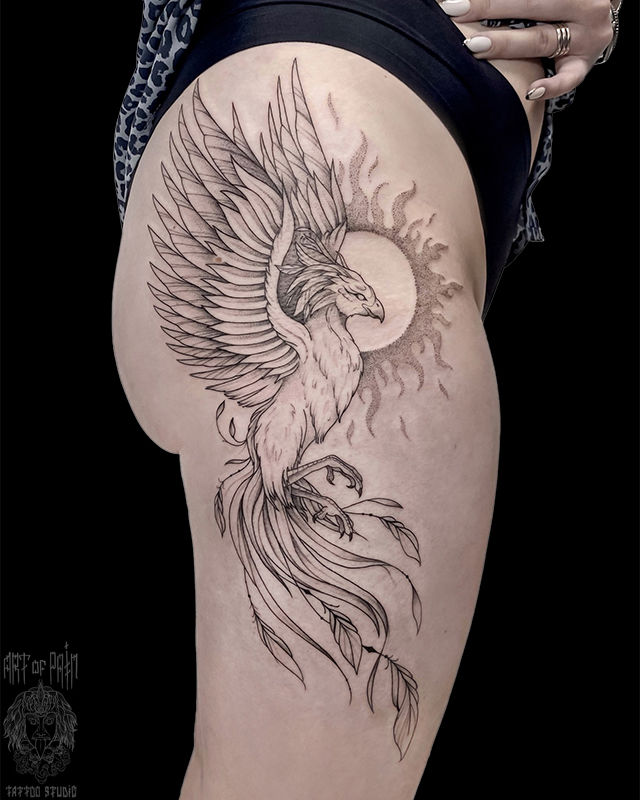 Татуировка женская графика на бедре феникс – Мастер тату: Мария Котова
