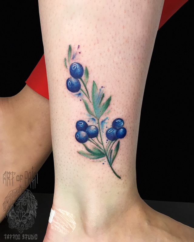 Татуировка женская акварель на щиколотке ягоды – Мастер тату: 