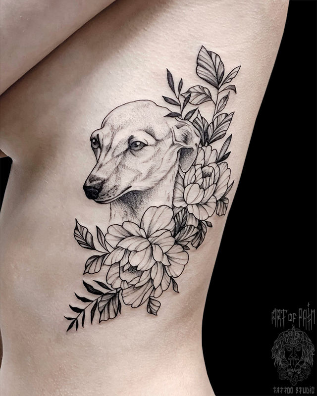 Татуировка женская графика на боку собака – Мастер тату: Мария Котова