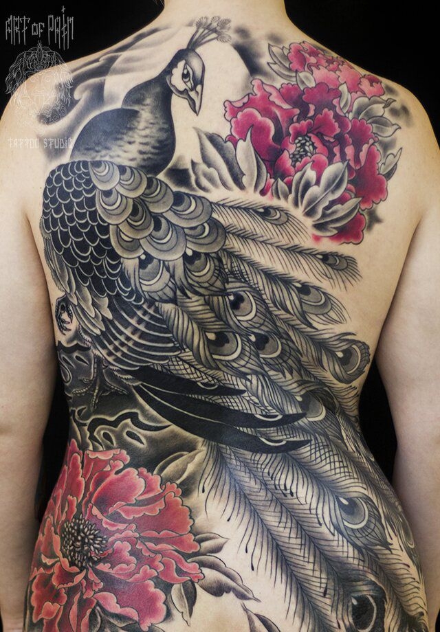 Татуировка женская япония на спине павлин – Мастер тату: Ольга Добрякова