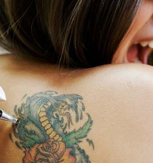 Можно ли делать татуировку в период лактации