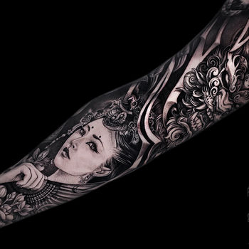 Татуировка мужская реализм тату-рукав девушка и дракон
