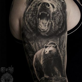 Татуировка мужская реализм на плече два медведя