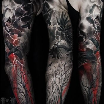 Татуировка мужская реализм тату-рукав лес и вороны