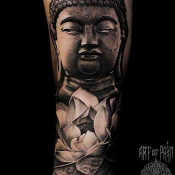 Татуировка мужская реализм на предплечье будда