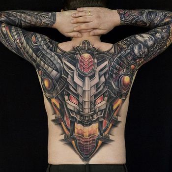 Татуировка мужская биомеханика на спине, механизмы