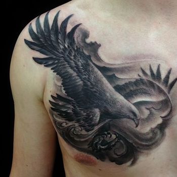 Татуировка мужская Black&Grey на груди орел
