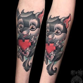 Татуировка женская нью скул на предплечье щенок с сердцем