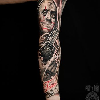 Татуировка мужская чикано тату-рукав Франклин и пистолет