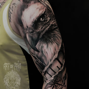 Татуировка мужская реализм на плече орел