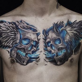 Татуировка мужская фентези на груди череп
