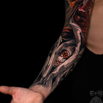 Татуировка мужская реализм тату-рукав архитектура, глаз