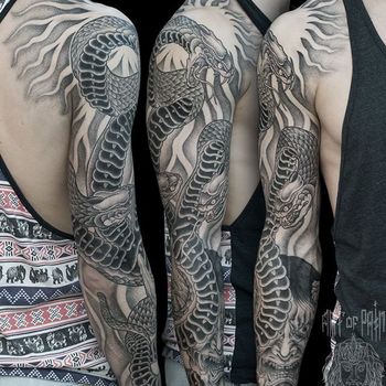 Татуировка мужская графика рукав змея