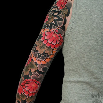 Татуировка мужская япония тату-рукав змея, хризантема