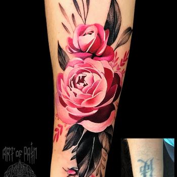 Татуировка женская реализм на предплечье роза кавер
