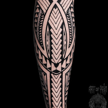 Татуировка мужская полинезия на голени узор