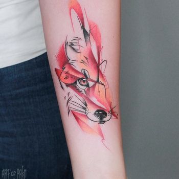 Татуировка женская акварель на предплечье лиса скетч