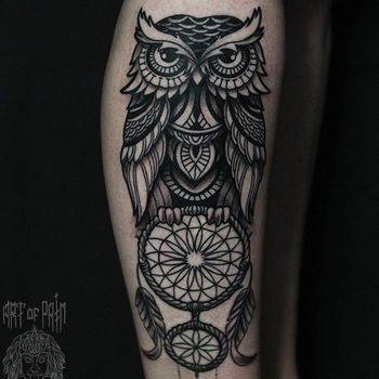 Татуировка женская орнаментал на голени сова